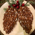 pine cone cheese ball