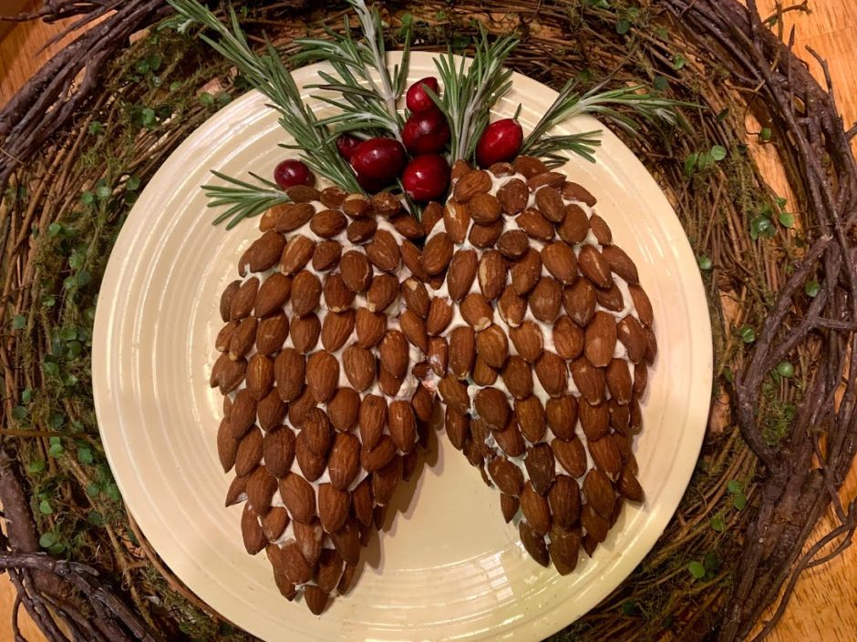 pine cone cheese ball