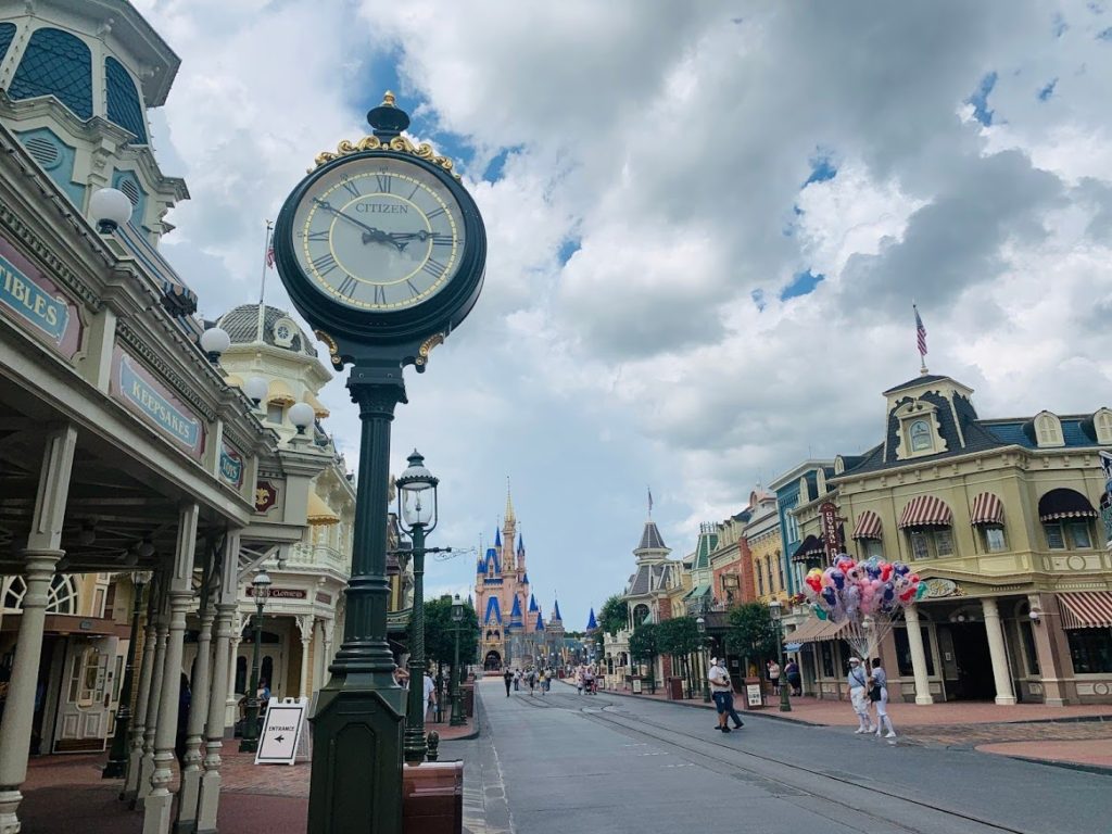 empty magic kingdom